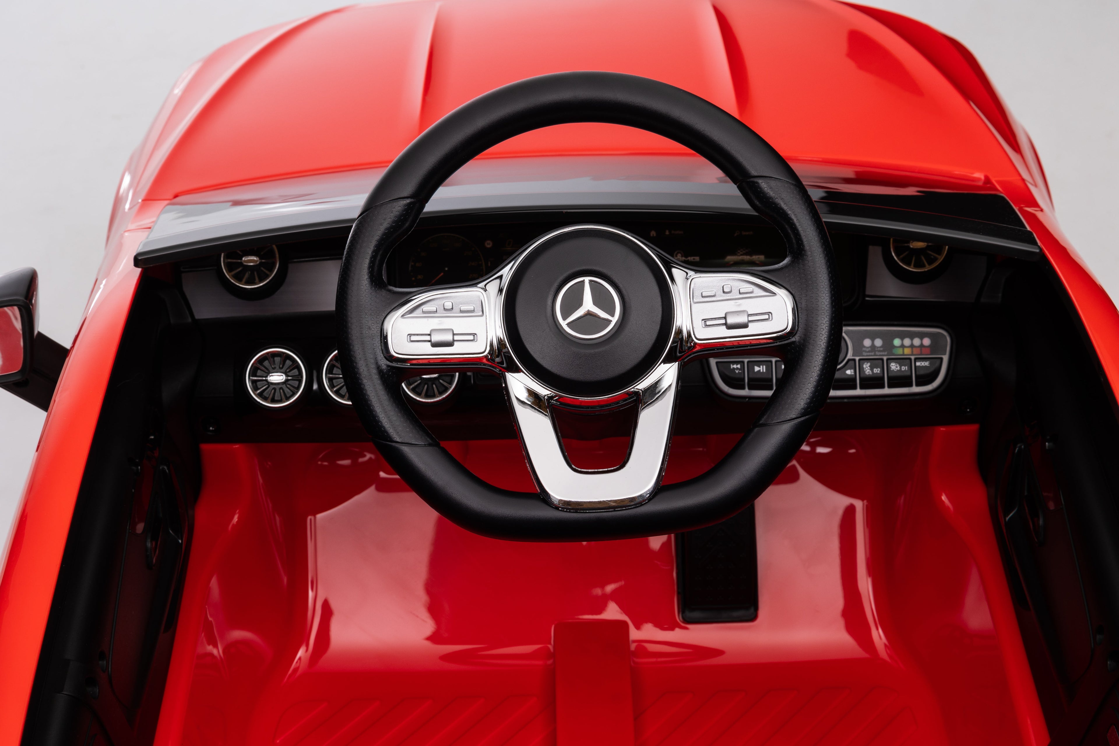 628 Mercedes Benz CLA45 Licensed Ride on Car with 2.4G Remote Control