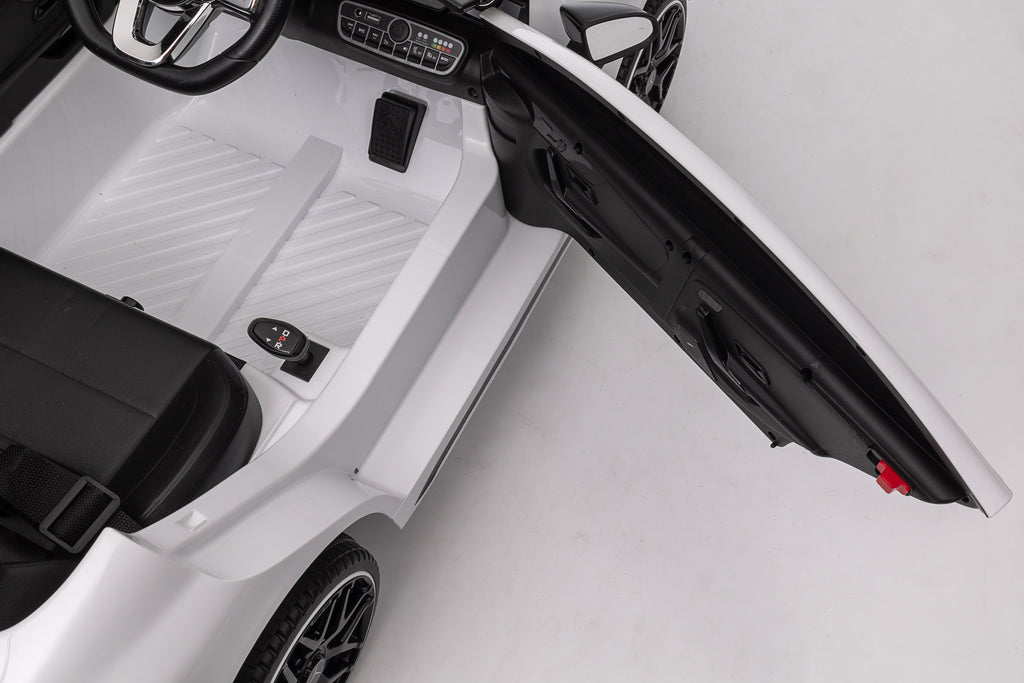 628 Mercedes Benz CLA45 Licensed Ride on Car with 2.4G Remote Control